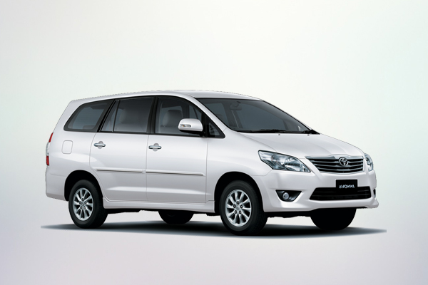 TOYOTA INNOVA for Rent in Cochin
